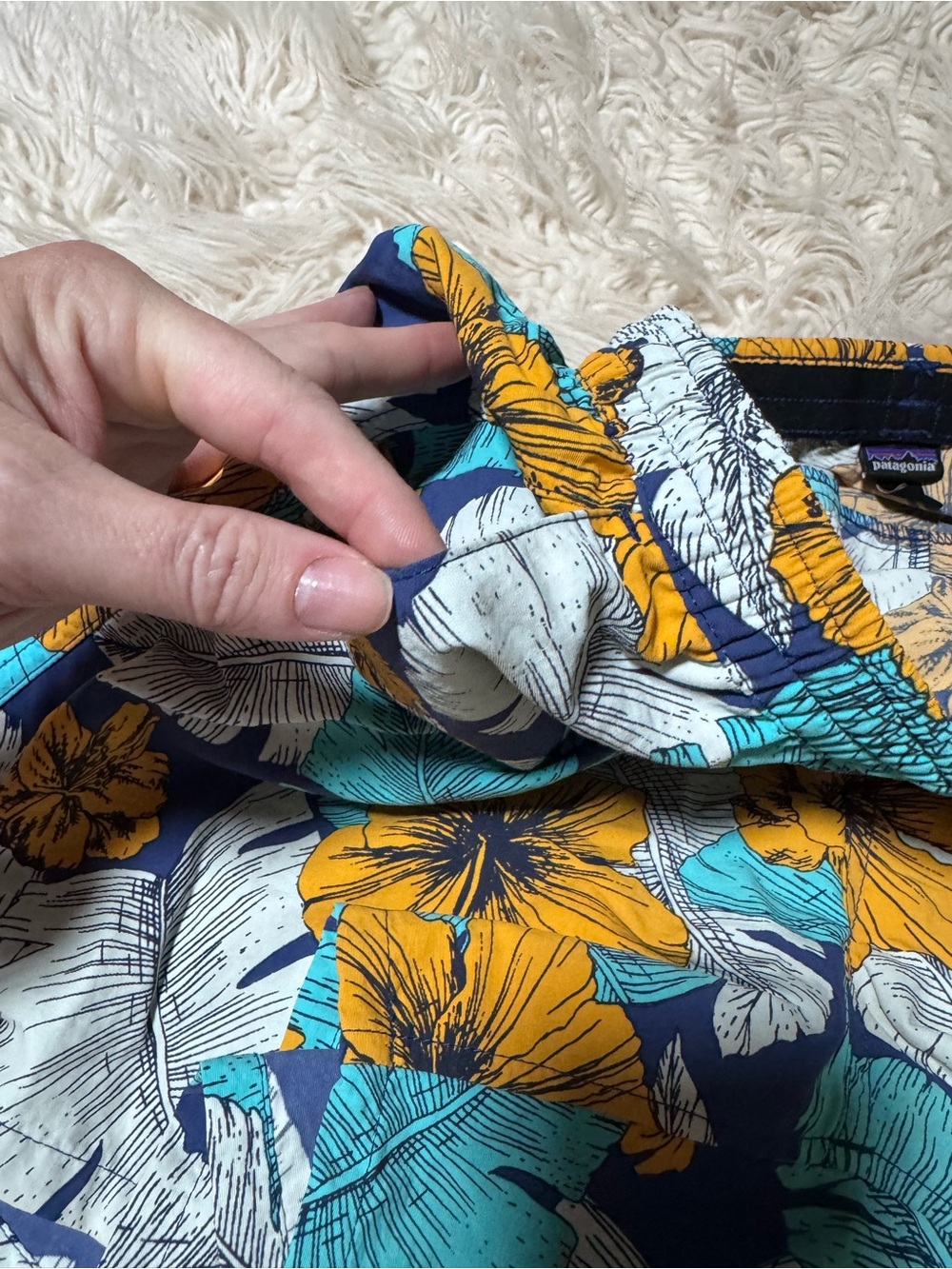 Patagonia Baggies Women’s shorts Hawaiian, tropical, floral size medium 5” - Picture 9 of 13
